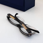Vintage Embossed Frame Glasses